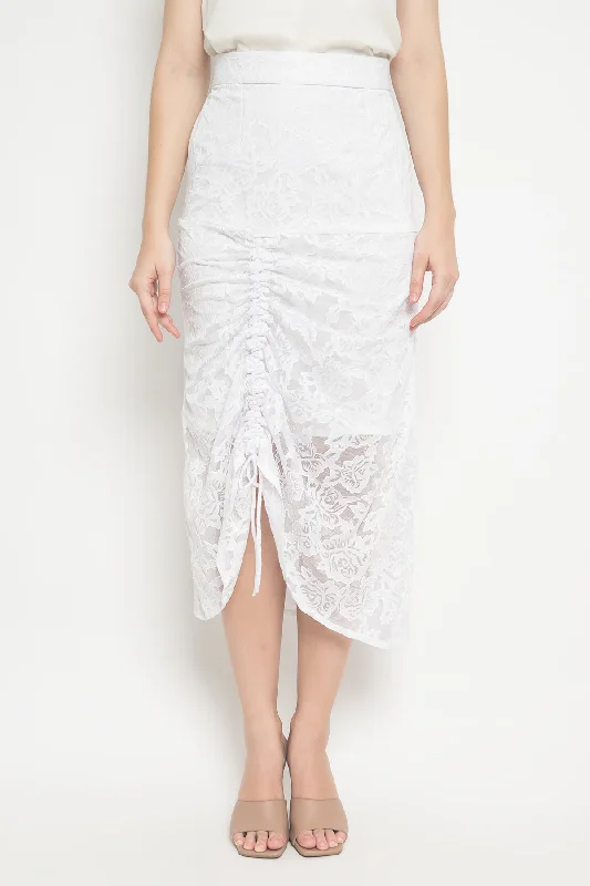 Petal Skirt in White leather skirt modern