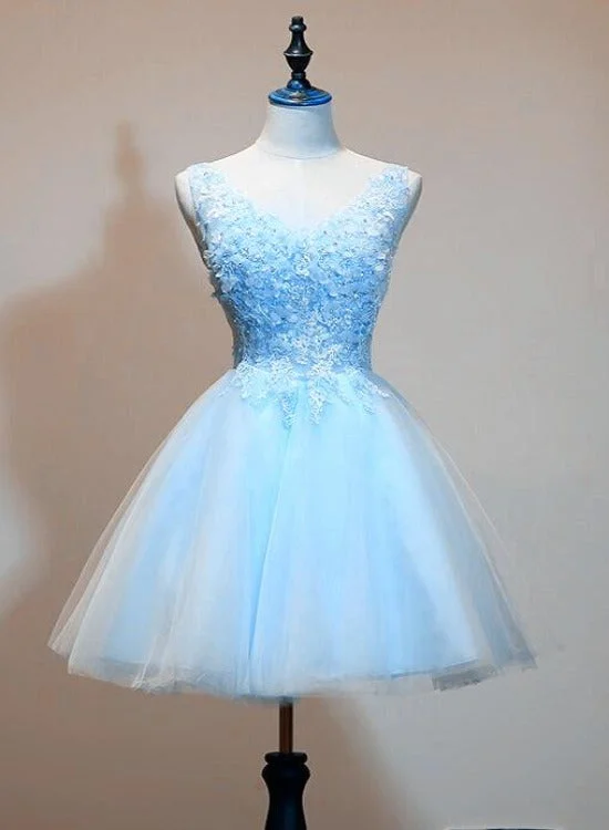 Light Blue Tulle Short Party Dress with Lace Applique, V-neckline Homecoming Dress Tunics Yoga stretchy