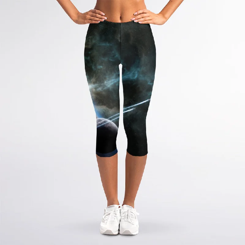 Planet And Space Print Women's Capri Leggings Stylish Sporty Performance Leggings