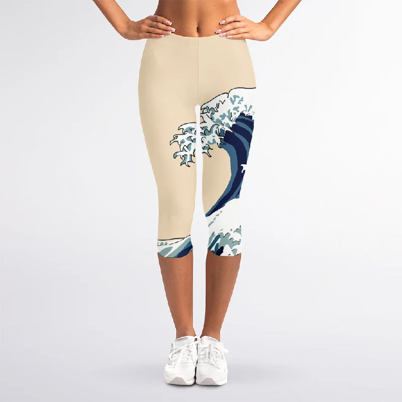 Japanese Ocean Wave Print Women's Capri Leggings Stylish Stretch-Waist Leggings