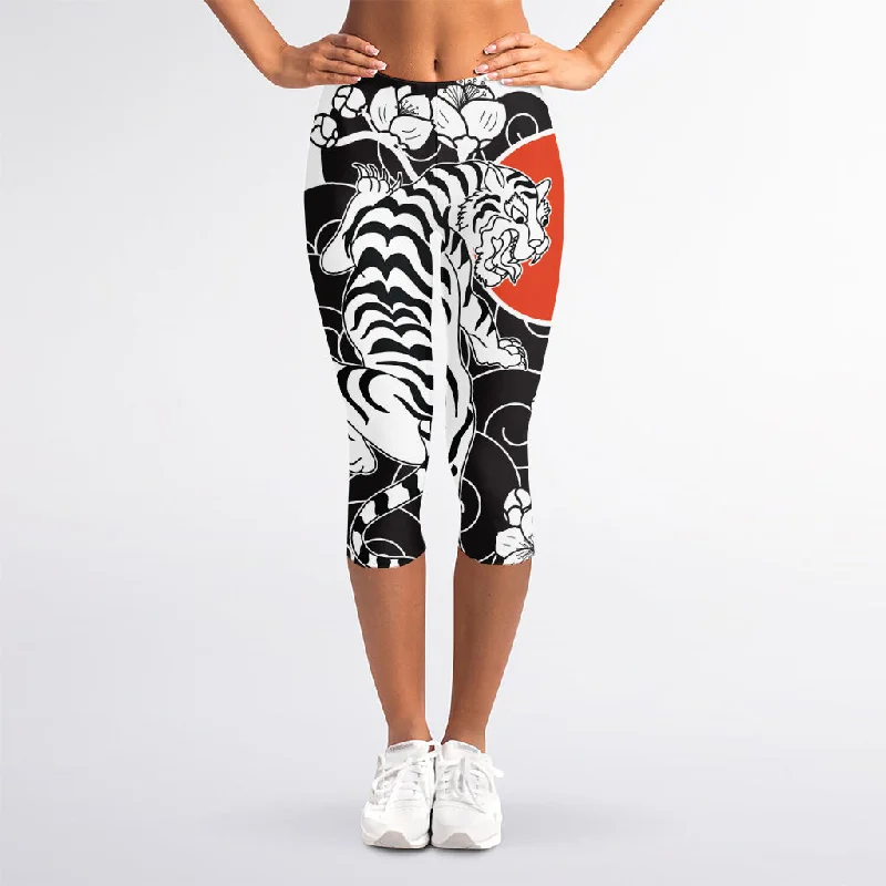 Japanese White Tiger Tattoo Print Women's Capri Leggings Elegant Printed Leggings with Pockets