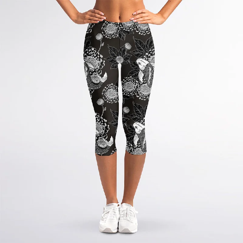 Koi Carp And Chrysanthemum Pattern Print Women's Capri Leggings Trendy Ombre Effect Leggings