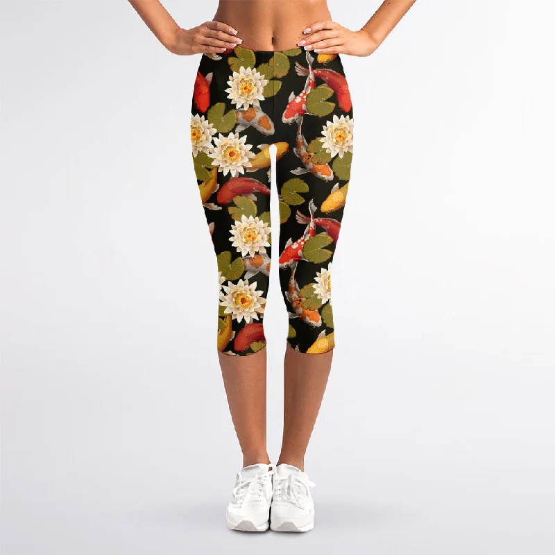 Koi Carp And Lotus Pattern Print Women's Capri Leggings Comfortable Capri-Length Leggings